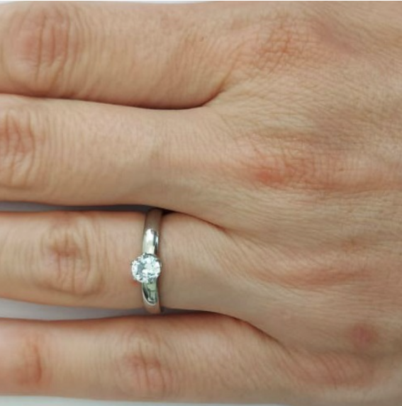 CX/36)ANEL EM AÇO INOXIDAVEL (CAIXA COM NUMERO VARIADOS DO 14 ATE 24) ZIRCONIA CRISTAL AÇO2272