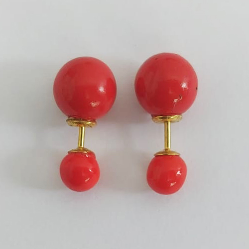 BRINCO FOLHEADO A OURO - BANHADO COM 5 MILÉSIMOS + VERNIZ DIAMOND - BRINCO DE PINO COM PÉROLAS VERMELHA 9MM-OURO972