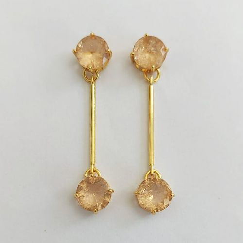 BRINCO FOLHEADO A OURO - BANHADO COM 5 MILÉSIMOS + VERNIZ DIAMOND - BRINCO DE PINO COM ZIRCÔNIAS SALMÃO FUSIOM 10MM - OURO1004