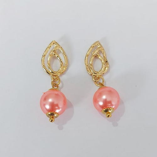 BRINCO FOLHEADO A OURO COM VERNIZ DIAMOND - BRINCO DE PINO BASE VAZADA COM PEDRA CRISTAL 30MM - OURO1060