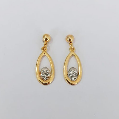 BRINCO FOLHEADO A OURO COM VERNIZ DIAMOND - BRINCO DE PINO PUNGENTE VAZADO COM MICRO ZIRCÔNIAS 30MM - OURO1069