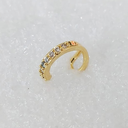 BRINCO FOLHEADO A OURO COM VERNIZ DIAMOND - BRNCO EAR CUFF COM MICRO ZIRCÔNIAS 12MM (VENDIDO UNIDADE)- OURO1160