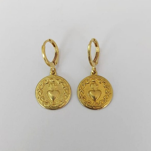 BRINCO NO BRUTO PRONTO PARA O BANHO - (CX.146) BRINCO ARGOLINHA DE PRESSÃO (TRANQUETA) (3937) COM PINGENTE MEDALHA SAGRADO CORAÇÃO DE JESUS 15MM - PESO TOTAL 3,2GR - COMPOSIÇÃO: 100% LATÃO - BRU0003646