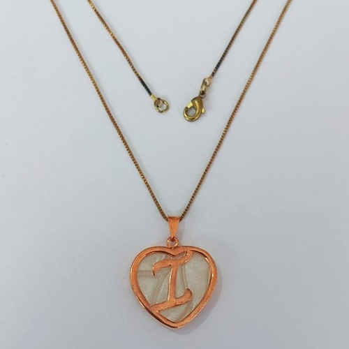 GARGANTILHA NO BRUTO PRONTO PARA O BANHO - (CX146) - COM CORRENTE VENEZIANA DE 45CM - CORAÇÃO LETRA I MADRÉ PÉROLA -23MM PESO: 5,7GR - BRU0003674