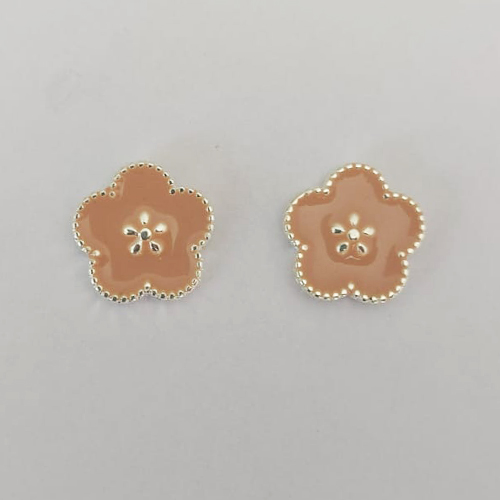 BRINCO FOLHEADO A PRATA COM 50 MILÉSIMOS + VERNIZ DIAMOND - BRINCO DE PINO FLOR ROSÉ 15MM (PRA824)