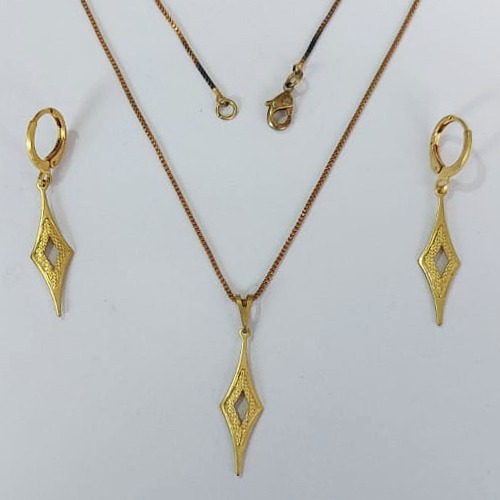 CONJUNTO NO BRUTO PRONTO PARA O BANHO COM CORRENTE VENEZIANA DE 45CM (100% LATÃO )(E2543) - PINGENTE LOSANGO VAZADO 8MM-( PESO: 4,0GR - BRU0003697