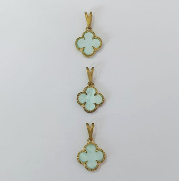 PINGENTE NO BRUTO PRONTO PARA O BANHO - KIT COM 3 PINGENTES DE VAN CLEEF 10X10MM - PESO TOTAL 2,5GR - BRU3780