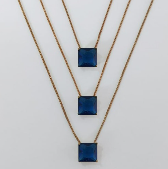 GARGANTILHA NO BRUTO PRONTA PARA O BANHO - KIT COM 3 GARGANTILHAS COM CORRENTES VENEZIANA 45CM E PINGENTES COM BASES EM ALTA FUSÃO E ZIRCÔNIA QUADRADA VERDE 8X8MM - PESO TOTAL 4,9GR - BRU3797