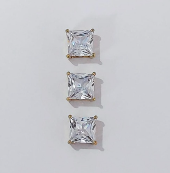 PINGENTE NO BRUTO PRONTO PARA O BANHO - KIT COM 3 PINGENTES COM BASES EM ALTA FUSÃO COM ZIRCÔNIAS QUADRADAS 08X1008MM - PESO TOTAL 3.1GR(com treis pingente) - BRU3853