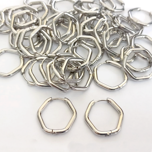 BRINCO DE TRANQUETA EM AÇO INOXIDAVEL - TAMANHO 1,5CM (CX148) AÇO0178