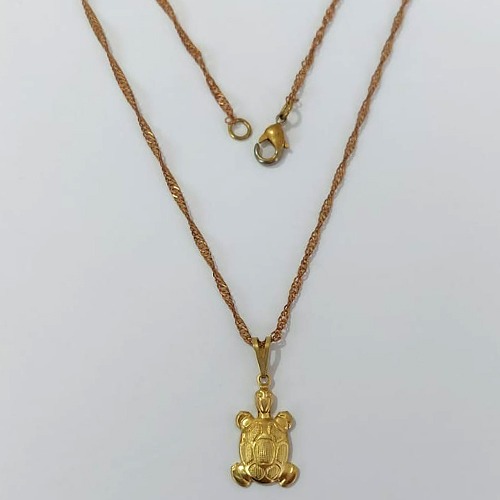 GARGANTILHA NO BRUTO PRONTA PARA O BANHO - (2006) GARGANTILHA COM CORRENTE SINGAPURA 45CM E PINGENTE TARTARUGA 16MM - PESO: 2,6GR - COMPOSIÇÃO: 100% LATÃO - BRU24017