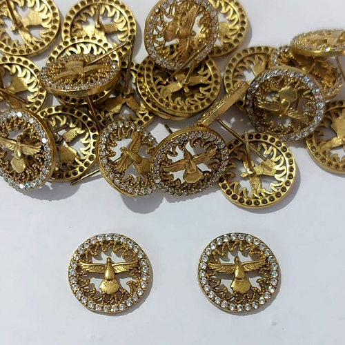 BRINCO NO BRUTO PRONTO PARA O BANHO - BRINCO DE PINO REDONDO VAZADO ESPÍRITO SANTO CRAVEJADO COM MICROS ZIRCÔNIAS - TAMANHO 15MM - COMPOSIÇÃO: LATÃO / ZIRCÔNIA - PESO 2,2GR - BRU24078