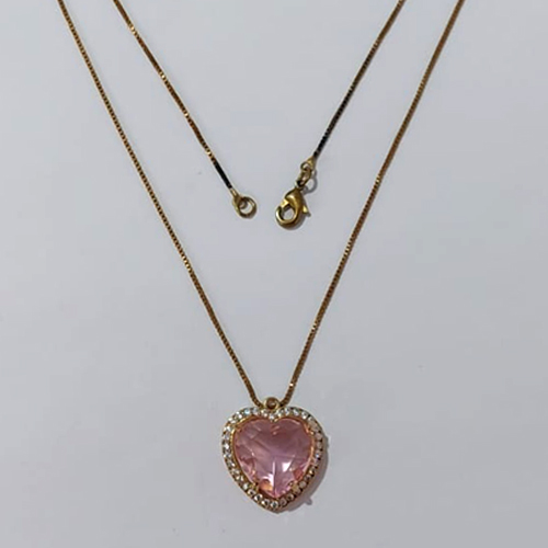 GARGANTILHA NO BRUTO PRONTA PARA O BANHO - GARGANTILHA COM CORRENTE VENEZIANA 45CM - PINGENTE COM BASE CORAÇÃO CRAVEJADO EM MICRO ZIRCÔNIAS CRISTAIS E PEDRA EM ZIRCÔNIA ROSA 15X15MM - PESO TOTAL 6,6GR - COMPOSIÇÃO: LATÃO / ZIRCÔNIA - BRU24192