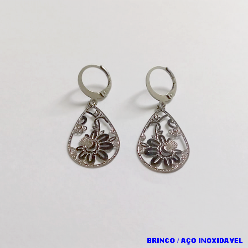BRINCO EM AÇO INOXIDAVEL COM *(ARGOLINHA DE PRESSÃO)* )CX151)( TAMANHO DO PINGENTE FLOR 2MM- AÇO0298