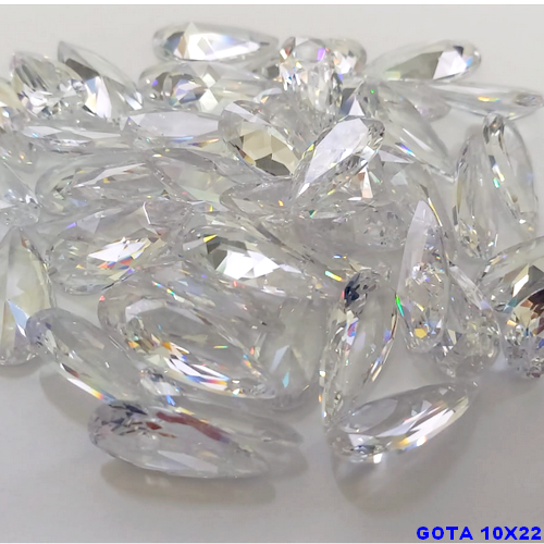 ACESSORIO NO BRUTO PRONTO PARA O BANHO - PEDRA DE ZIRCONIA TAMANHO 10X22MM - COMPOSIÇÃO 100% VIDRO - BRU24219