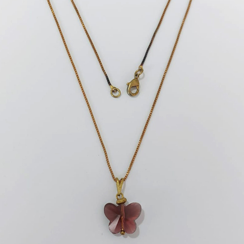 GARGANTILHA NO BRUTO PRONTA PARA O BANHO - GARGANTILHA COM CORRENTE VENEZIANA 45CM - PINGENTE BORBOLETA VIDRO MARROM 15MM - PESO TOTAL 3,3GR - COMPOSIÇÃO: LATÃO / VIDRO - BRU24305