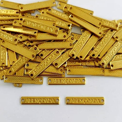 ACESSÓRIO NO BRUTO PRONTO PARA O BANHO - (CX.72) (4872) PLACA ABENÇOADA 20X4MM FURO LATERAL - COMPOSIÇÃO: 100% LATÃO - PESO TOTAL 0,5GR - BRU24422