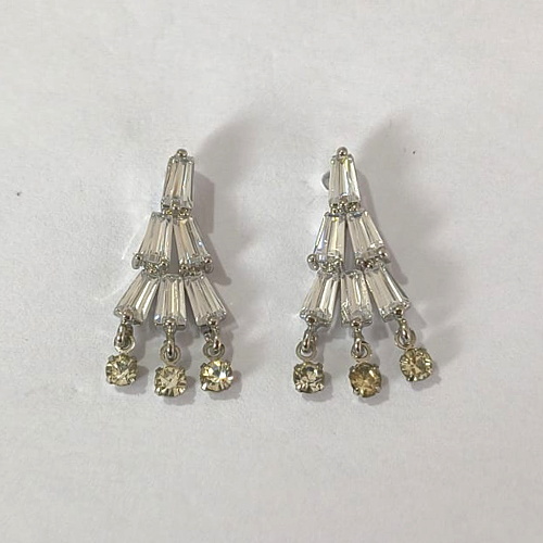 BRINCO EM RÓDIO - BRINCO LEQUE EM ZIRCÔNIAS - OURO1206