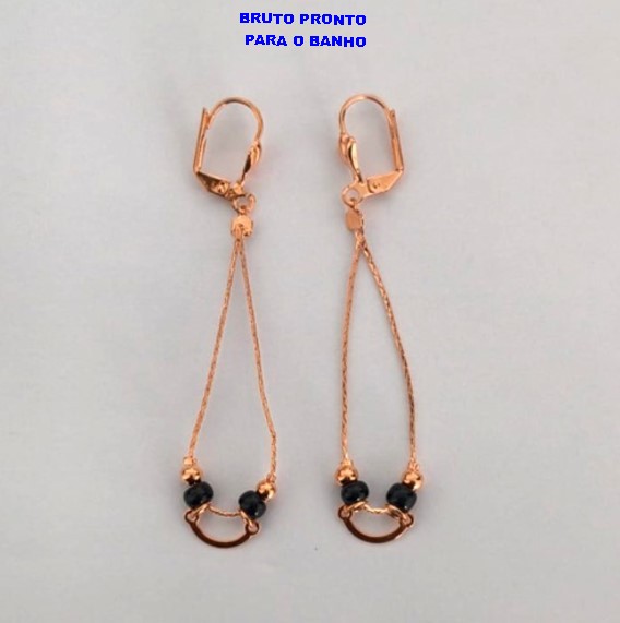 BRINCO NO BRUTO PRONTO PARA O BANHO(CX162)- BRINCO NO BRUTO PRONTO PARA O BANHO - 100% LATÃO -COM BASE DE PRESSÃO COM CORRENTE E PEDRA DE PORCELANA DE 2MM - PESO TOTAL 2.5GR - BRU24804