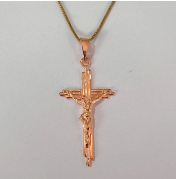 GARGANTILHA NO BRUTO PRONTO PARA O BANHO(CX164)- GARGANTILHA COM CORRENTE VENEZIANA COM UMA CRUZ E JESUS CRISTO 3X2,5CM(PESO 4.3GR ) BRU24833