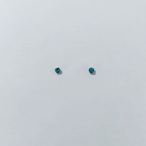 BRINCO EM AÇO INOXIDÁVEL - BRINCO AÇO INOX STRASS AZUL 2,5MM (BRI0153/5) - COMPOSIÇÃO: AÇO INOXIDÁVEL - AÇO3022