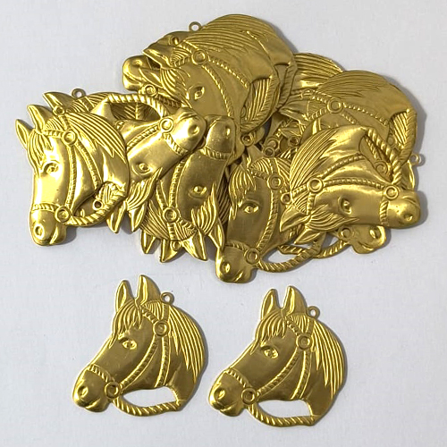 ACESSÓRIO NO BRUTO PRONTO PARA O BANHO - (3.23021) CABEÇA CAVALO 35MM - PESO TOTAL 2,7GR - COMPOSIÇÃO: 100% LATÃO - BRU0003814