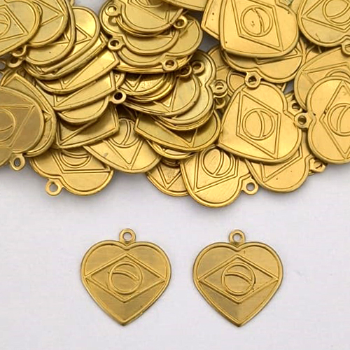 ACESSÓRIO NO BRUTO PRONTO PARA O BANHO - (3.899A1) CORAÇÃO BANDEIRA DO BRASIL 21MM - PESO TOTAL 1,1GR - COMPOSIÇÃO: 100% LATÃO - BRU0003817