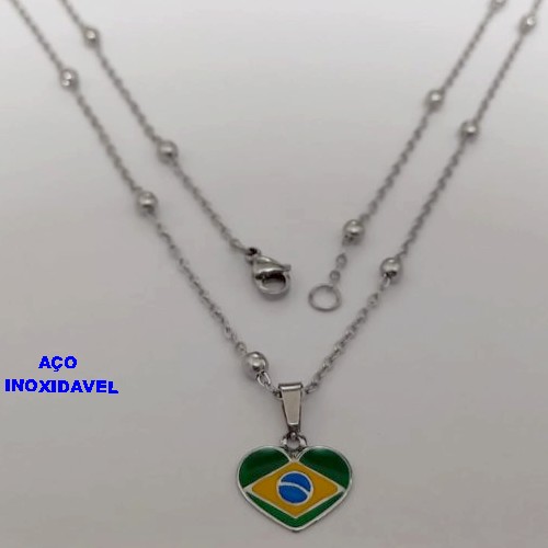 GARGANTILHA EM AÇO INOXIDAVEL COM PINGENTE BANDEIRA DO " BRASIL " RESINADA EM FORMA DE CORAÇÃO DE 13MM( TAMANHO 50CM) AÇO3033