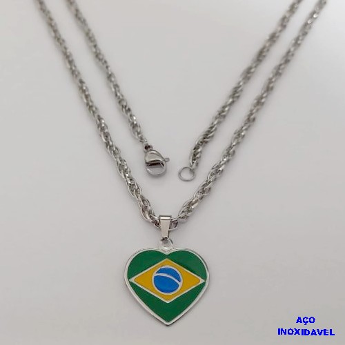 GARGANTILHA EM AÇO INOXIDAVEL COM PINGENTE BANDEIRA DO " BRASIL " RESINADA EM FORMA DE CORAÇÃO DE 20MM(2CM "( TAMANHO 60CM) " AÇO3047