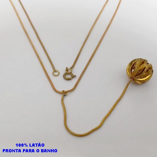 GARGANTILHA NO BRUTO PRONTO PARA O BANHO(CX170) COM CORRENTE RABO DE RATO DE 60CM E PINGENTE BOLA DE LATÃO VASADA DIAMANTADA ) PINGENTE 14MM - PESO 6.9GR - BRU25063