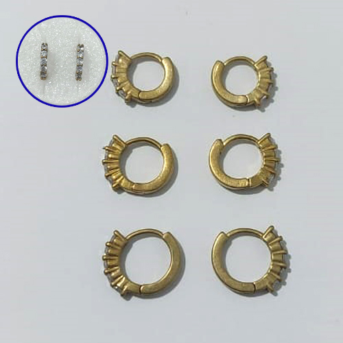 BRINCO NO BRUTO PRONTO PARA O BANHO - TRIO DE BRINCO CRAVEJADOS EM MICROS ZIRCÔNIAS - TAMANHOS 10/11/12MM - LARGURA 2MM TRIO DE ARGOLA DE PRESSÃO (TRANQUETA) - PESO TOTAL 4,8GR - BRU25071