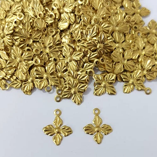 ACESSÓRIO NO BRUTO PRONTO PARA O BANHO - (V4117) ACESSÓRIO FLOR 12MM - PESO TOTAL 0,4GR - COMPOSIÇÃO: 100% LATÃO - BRU0003838