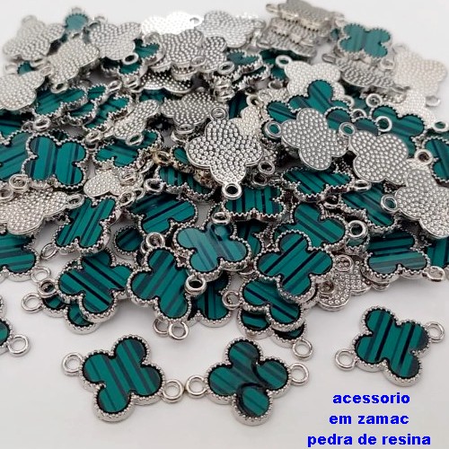 ACESSÓRIO NO BRUTO PRONTO PARA O BANHO - PINGENTE TIPO VAN CLEEF COM DUAS ARGOLINHAS - COMPOSIÇÃO: ZAMAC E RESINA - TAMANHO 14MM - (VENDIDO POR UNIDADE) PESO TOTAL 1GR - BRU25205