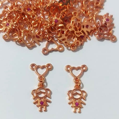 ACESSÓRIO NO BRUTO PRONTO PARA O BANHO - (MAD) . (CX.54) CANGA MENINA COM ZIRCÔNIA ROSA 21MM - PESO TOTAL 0,5GR - BRU0003850