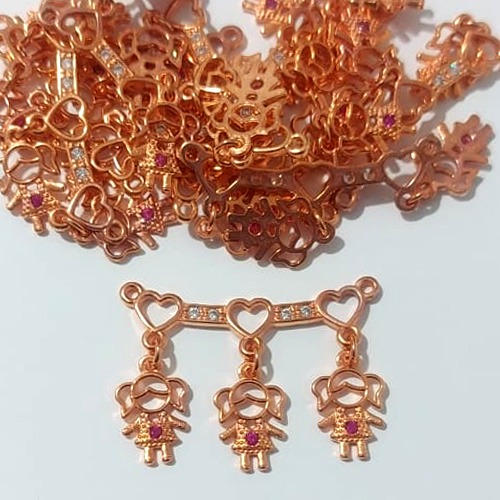 ACESSÓRIO NO BRUTO PRONTO PARA O BANHO -( MAD.) (CX.54) CANGA 3 MENINAS COM ZIRCÔNIA 20X28MM - PESO TOTAL 1,7GR - BRU0003853