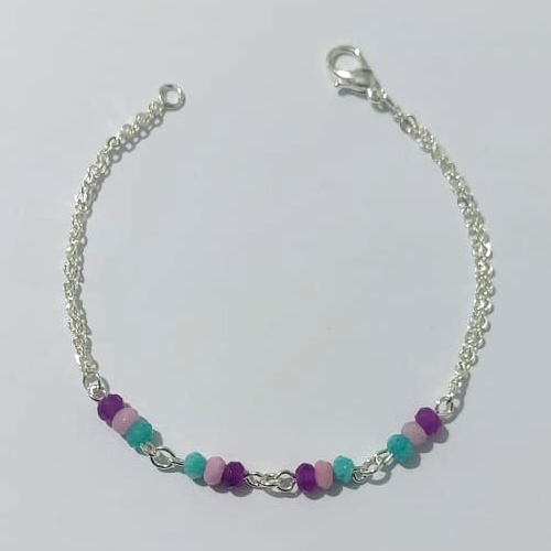 PULSEIRA FOLHEADA A PRATA COM 50 MILÉSIMOS + VERNIZ DIAMOND - PULSEIRA DUPLA 17CM COM MIÇANGAS COLORIDAS - PRA892