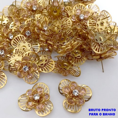 BRINCO NO BRUTO PRONTO PARA O BANHO(117)-BRINCO TODO TRABALHADO EM LATÃO/VIDRO E ZIRCONIA - TAMANHO 27MM / PESO 5,9GR - BRU25251