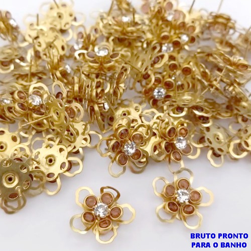 BRINCO NO BRUTO PRONTO PARA O BANHO(173)-BRINCO TODO TRABALHADO EM LATÃO/VIDRO E ZIRCONIA - TAMANHO 20MM / PESO 2.6GR - BRU25254