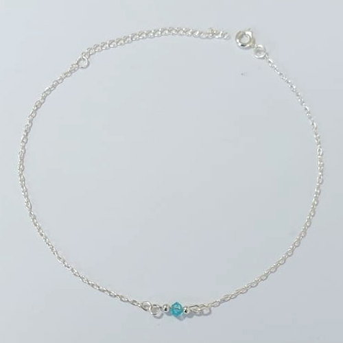 TORNOZELEIRA FOLHEADA A PRATA COM 50 MILÉSIMOS + VERNIZ DIAMOND - TORNOZELEIRA 21CM + EXTENSOR COM MIÇANGA AZUL - PRA917