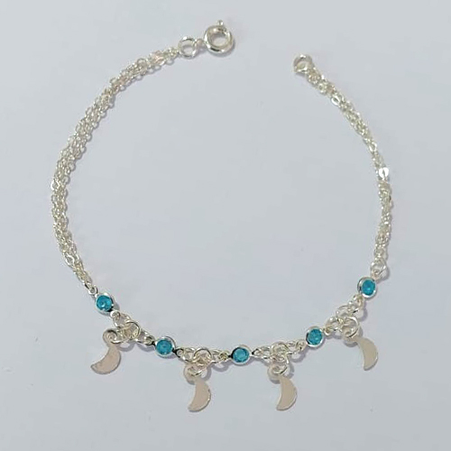 PULSEIRA FOLHEADA A PRATA COM 50 MILÉSIMOS + VERNIZ DIAMOND - PULSEIRA DUPLA 18CM COM LUAS E STRASS AZUIS - PRA919
