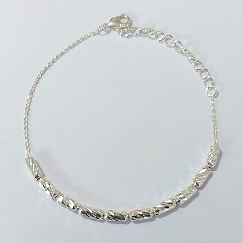 PULSEIRA FOLHEADA A PRATA COM 50 MILÉSIMOS + VERNIZ DIAMOND - PULSEIRA 18CM + EXTENSOR COM ELEMENTOS PASSANTES - PRA929