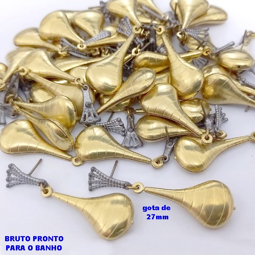 BRINCO NO BRUTO PRONTO PARA BANHO (CX177) (100% LATÃO) - BRINCO COM BASE DE PINO TODA TRABALNHADA E GOTA DE 27MM - PESO TOTAL 4.2GR - BRU25427