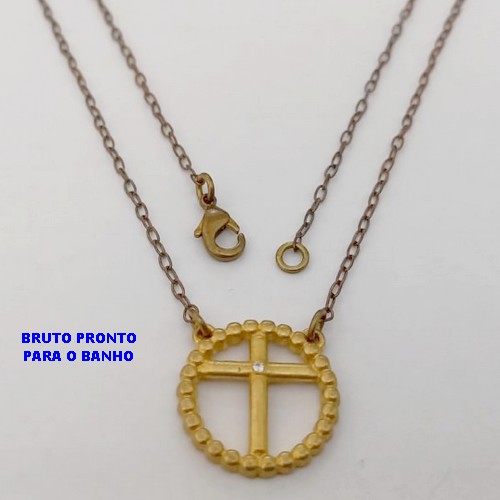 GARGANTILHA NO BRUTO PRONTO PARA BANHO (CX177) (100% LATÃO) -GARGANTILHA COM CORRENTE CADEADO E UMA CRUZ COM UMA PEDRINHA DE ZIRCONIA - PESO TOTAL 3GR - BRU25436