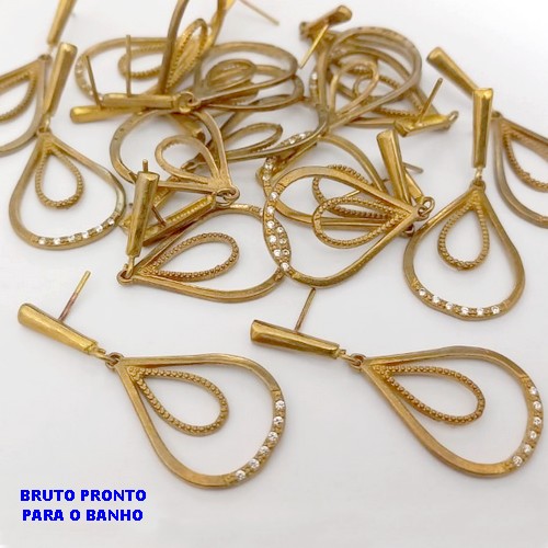 DUPLICADO - SHOCKER NO BRUTO PRONTO PARA O BANHO(CX178) -SHOCKER TODO COM FLOR E PEROLA - PESO TOTAL 3.9GR - BRU25474