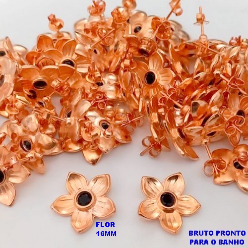 BRINCO NO BRUTO PRONTO PARA O BANHO(CX180) (CRIS) BRINCO TRADICIONAL BASE DE PINO - JA PRONTO PARA O BANHO UMA FLOR DE 16MM )(PEDRA DE ZIRCONIA DE 4MM) (PESO 2.2GR - BRU25602