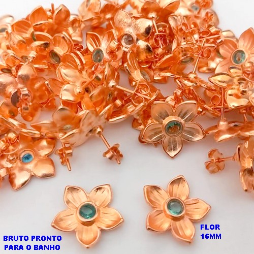 BRINCO NO BRUTO PRONTO PARA O BANHO(CX180) (CRIS) BRINCO TRADICIONAL BASE DE PINO - JA PRONTO PARA O BANHO UMA FLOR DE 16MM )(PEDRA DE ZIRCONIA DE 4MM) (PESO 2.2GR - BRU25608