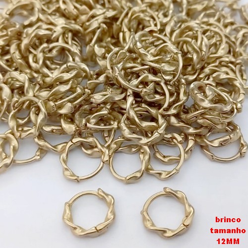 BRINCO NO BRUTO PRONTO PARA O BANHO(CX181)- BRINCO ARGOLINHA DE PRESSÃO (TRANQUETA) - TAMANHO: 12MM - PESO TOTAL 1.1GR - BRU25665