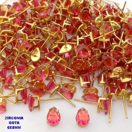 BRINCO NO BRUTO PRONTO PARA O BANHO(pote)- BRINCO TRADICIONAL DE PINO COM PEDRA DE ZIRCONIA DE 6X8MM -(GOTA) - PESO 0,07GR - BRU25672