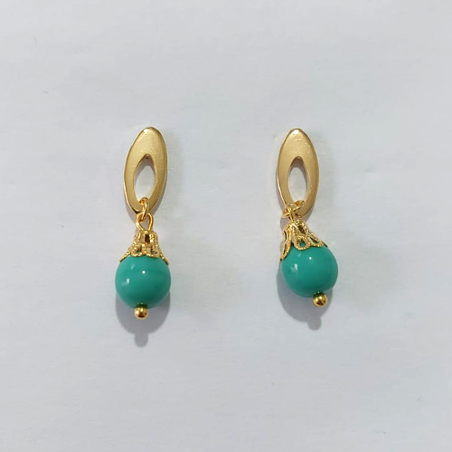 BRINCO FOLHEADO A OURO - BANHADO COM 5 MILÉSIMOS + VERNIZ DIAMOND - BRINCO DE PINO BASE OVAL VAZADA E PEDRA NATURAL AZUL 8MM - OURO1372
