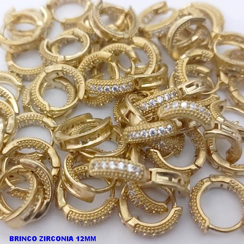 BRINCO NO BRUTO PRONTO PARA O BANHO(CX185)- BRINCO ARGOLINHA DE PRESSÃO(TRANQUETA)CRAVEJADA COM UM FILEIRA DE MICRO ZIRCONIA - TAMANHO 12MM / PESO TOTAL 1.7GR - BRU25803